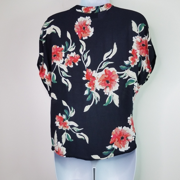 Vici floral button down tie front top - Picture 6 of 8